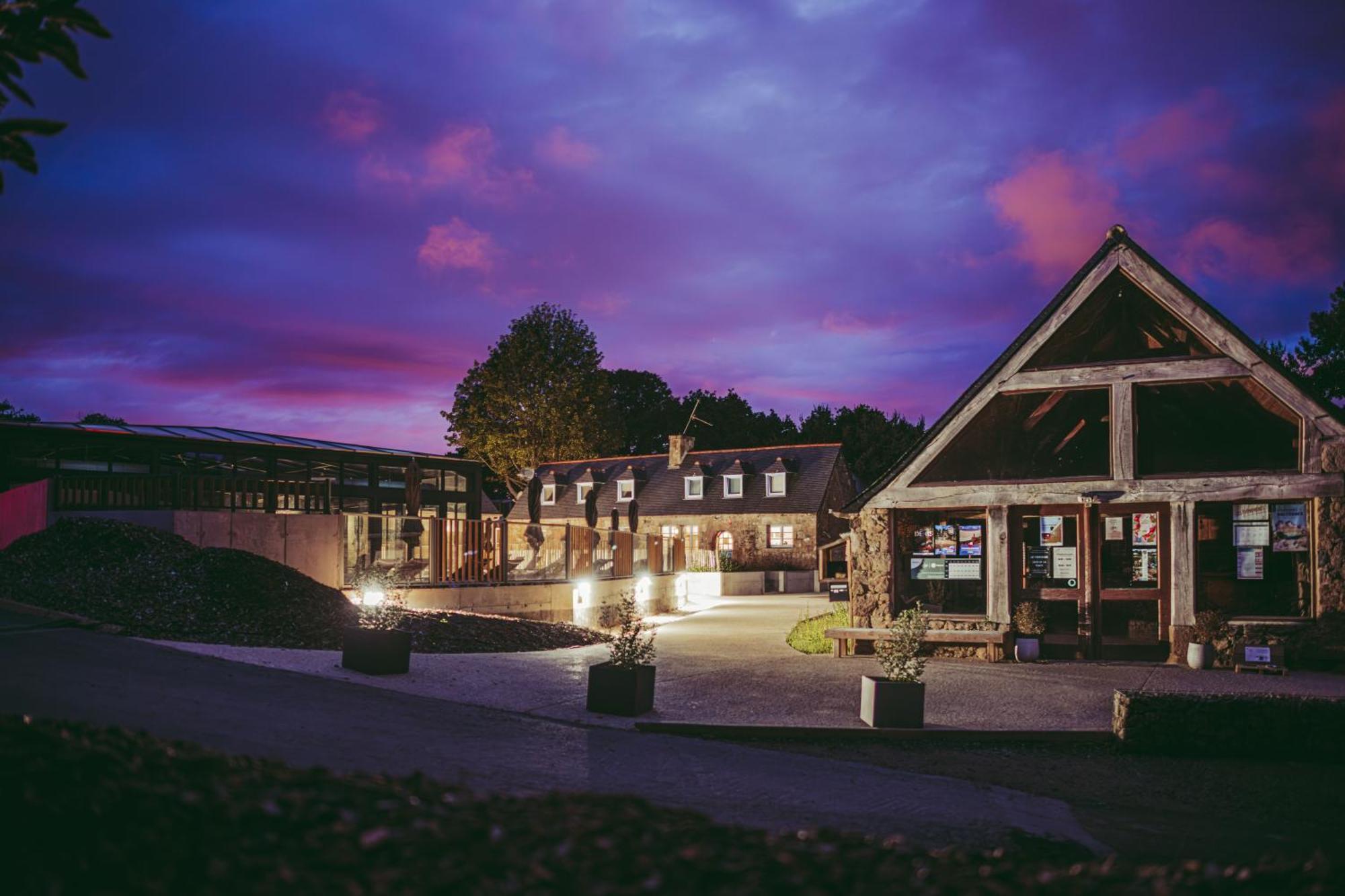 Camping Maeva Respire Le Village Perrosien Eksteriør bilde